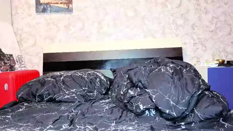 holly online show from 03-08-26, 03:38