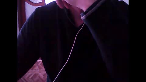 Snapshot of baiat_frumusel chatting on 12-08-24, 11:35 baiat_frumusel online show from 12-08-24, 11:35