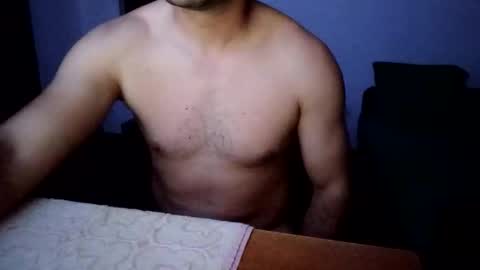 Snapshot of baiat_frumusel chatting on 11-12-25, 10:30 baiat_frumusel online show from 11-12-25, 10:30