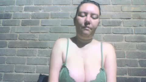 Snapshot of baielekker81578 chatting on 06-16-26, 05:43 Chaterlain online show from 06-16-26, 05:43