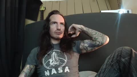 Bailey online show from 02-21-25, 07:21