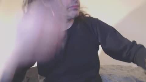 Bailey online show from 03-25-26, 03:12