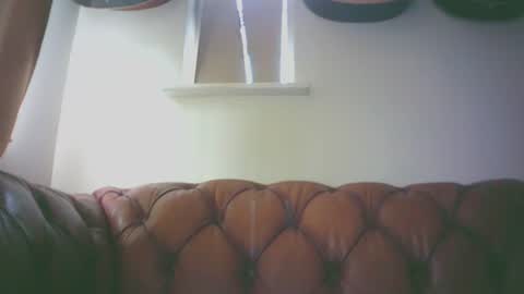 Snapshot of bailey39 chatting on 06-19-26, 06:01 Bailey online show from 06-19-26, 06:01