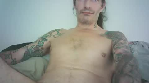 Snapshot of bailey39 chatting on 06-25-26, 07:57 Bailey online show from 06-25-26, 07:57