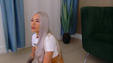 bailey_rush online show from 10-23-25, 02:38