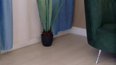 bailey_rush online show from 12-19-25, 04:14