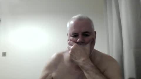 Snapshot of baker242 chatting on 02-07-26, 09:40 Baker242 online show from 02-07-26, 09:40