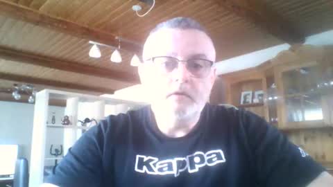 Snapshot of ballspain chatting on 05-15-26, 06:20 Oldgrumpy12 online show from 05-15-26, 06:20