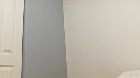 Snapshot of bambi_123 chatting on 01-22-25, 12:27 Littlefuckdoll online show from 01-22-25, 12:27