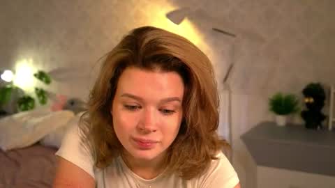 Mila online show from 06-30-26, 06:53
