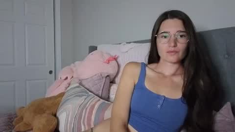 Snapshot of bambifarrina chatting on 06-06-26, 01:54 bambifarrina online show from 06-06-26, 01:54
