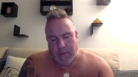 banana5289 online show from 10-22-25, 07:24