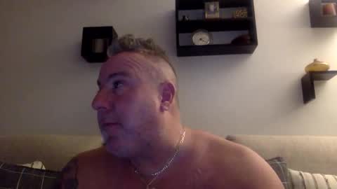 banana5289 online show from 12-22-25, 09:12