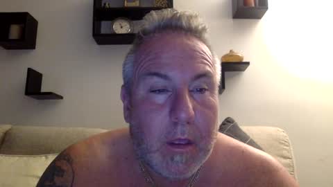 Snapshot of banana5289 chatting on 06-13-26, 03:15 banana5289 online show from 06-13-26, 03:15