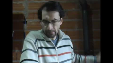 Snapshot of banana_argen_15 chatting on 06-18-26, 11:58 Ezequiel online show from 06-18-26, 11:58