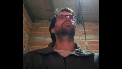 Snapshot of banana_argen_15 chatting on 06-24-26, 01:15 Ezequiel online show from 06-24-26, 01:15