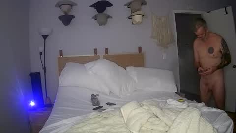 bananas318 online show from 02-10-26, 02:15