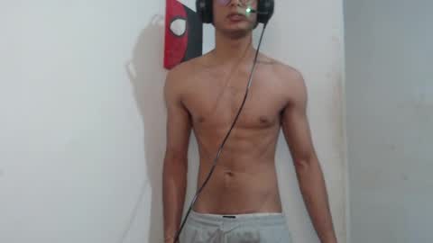 Snapshot of banban_fox chatting on 05-15-26, 12:12 Ban Fox online show from 05-15-26, 12:12