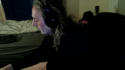 bangintoleather online show from 04-10-26, 02:28