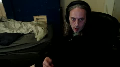 Snapshot of bangintoleather chatting on 04-22-26, 02:14 bangintoleather online show from 04-22-26, 02:14
