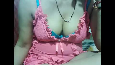 Snapshot of bannynew chatting on 05-09-26, 10:42 Bannynew online show from 05-09-26, 10:42