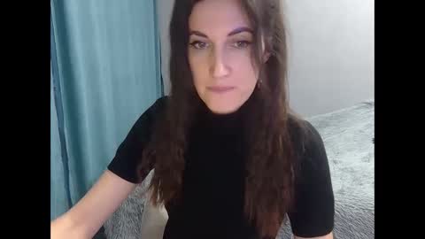Snapshot of bany_brandy chatting on 06-07-26, 01:54 Emma online show from 06-07-26, 01:54