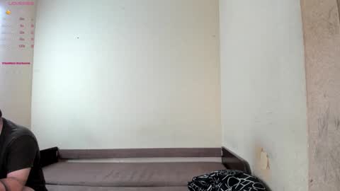 GMT 2Tue-Thur Sat Sun 0900am-1400am  online show from 10-30-25, 09:44