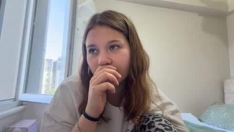 Snapshot of baosznejkowski chatting on 05-11-26, 01:17 Sumi online show from 05-11-26, 01:17