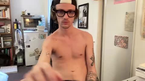 Snapshot of baptisteriviere chatting on 01-10-25, 03:27 baptisteriviere online show from 01-10-25, 03:27