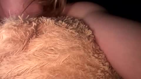 Snapshot of barbara53000 chatting on 10-20-25, 02:45 charliejones online show from 10-20-25, 02:45