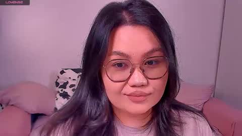 Barbie Kim online show from 01-17-26, 04:06