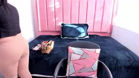 B A R B A R A online show from 12-18-25, 12:22