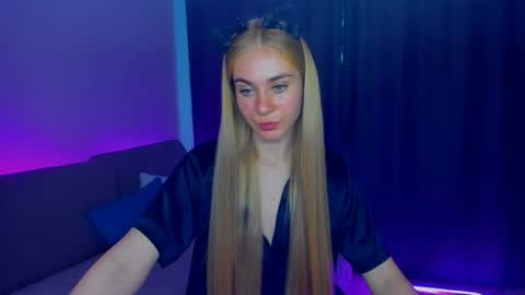 Snapshot of barbarachic chatting on 07-16-26, 02:23 BarbaraChic online show from 07-16-26, 02:23