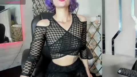 Snapshot of barbieambarx chatting on 07-08-26, 04:22 Barbie online show from 07-08-26, 04:22
