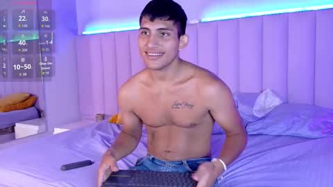 Snapshot of barbieandandru chatting on 10-14-25, 10:21 barbieandandru online show from 10-14-25, 10:21