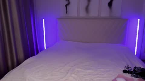 Snapshot of barbielina_ chatting on 06-15-26, 08:44 Emma online show from 06-15-26, 08:44