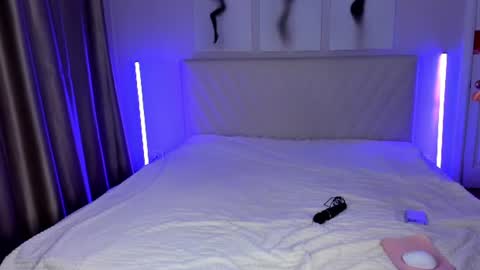 Snapshot of barbielina_ chatting on 07-17-26, 09:08 Emma online show from 07-17-26, 09:08