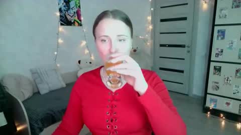 Snapshot of barbiepie chatting on 11-03-25, 02:24 barbiepie online show from 11-03-25, 02:24