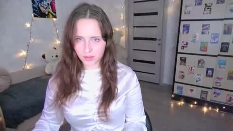 Snapshot of barbiepie chatting on 11-13-25, 04:17 barbiepie online show from 11-13-25, 04:17