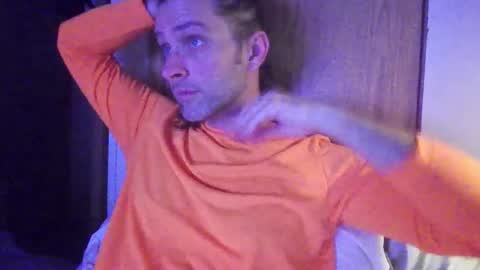 Snapshot of barebearstudio chatting on 03-23-26, 12:25 barebearstudio online show from 03-23-26, 12:25