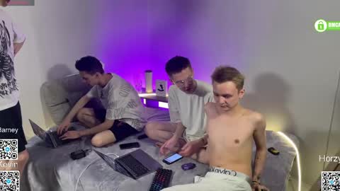 Snapshot of barney_kevin chatting on 02-22-25, 07:03 Fansly Barney and Kevin T online show from 02-22-25, 07:03