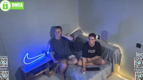 Snapshot of barney_kevin chatting on 02-28-25, 07:46 Fansly Barney and Kevin T online show from 02-28-25, 07:46