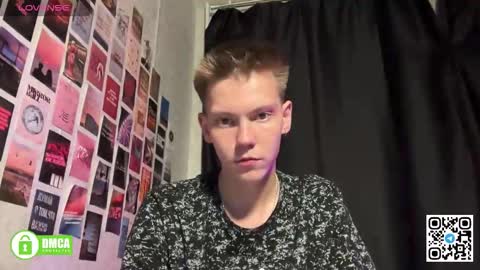 Snapshot of barney_kevin chatting on 09-26-25, 06:45 Fansly Barney and Kevin T online show from 09-26-25, 06:45