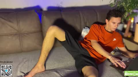 Snapshot of barney_kevin chatting on 11-06-25, 11:22 Fansly Barney and Kevin T online show from 11-06-25, 11:22