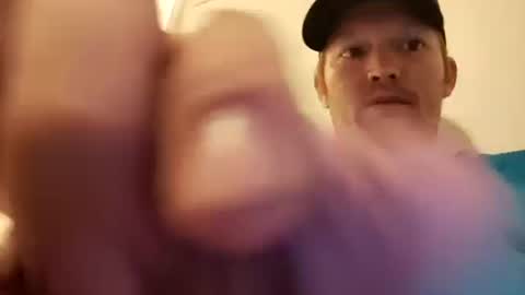 Snapshot of barniemay chatting on 10-14-25, 01:50 barniemay online show from 10-14-25, 01:50