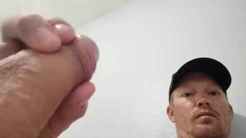 Snapshot of barniemay chatting on 10-20-25, 02:50 barniemay online show from 10-20-25, 02:50