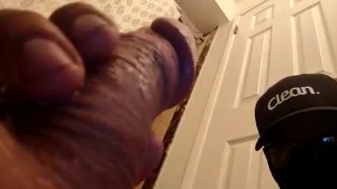 Snapshot of barniemay chatting on 10-27-25, 10:03 barniemay online show from 10-27-25, 10:03