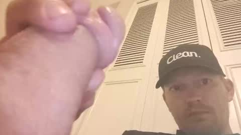 barniemay1 online show from 10-23-25, 02:22