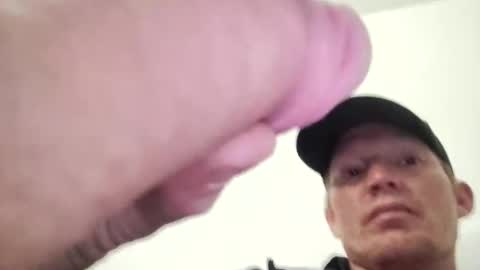 Snapshot of barniemay1 chatting on 03-15-26, 06:58 barniemay1 online show from 03-15-26, 06:58