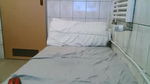 Snapshot of bartolobero chatting on 03-16-26, 07:40 bartolobero online show from 03-16-26, 07:40